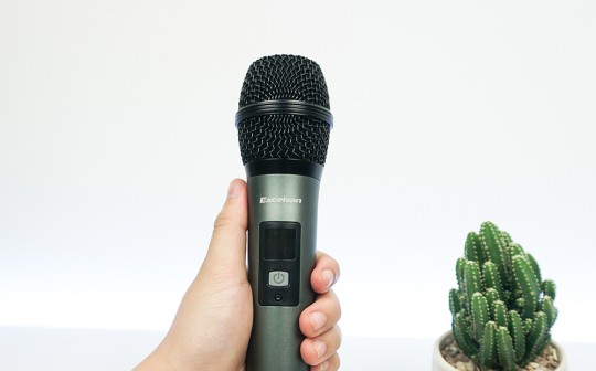 Hướng dẫn cách chọn micro karaoke chất lượng cho phòng hát